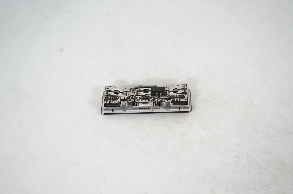 Front seat light (5)