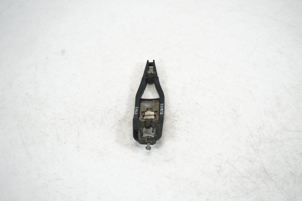 Front door exterior handle (4)