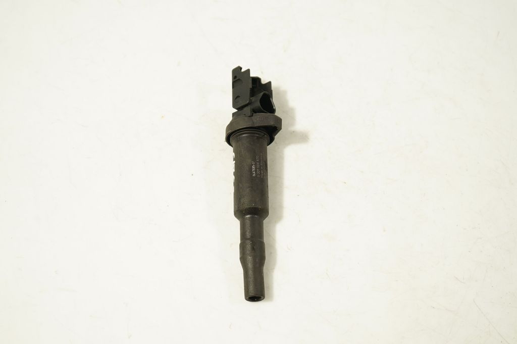 High voltage ignition coil