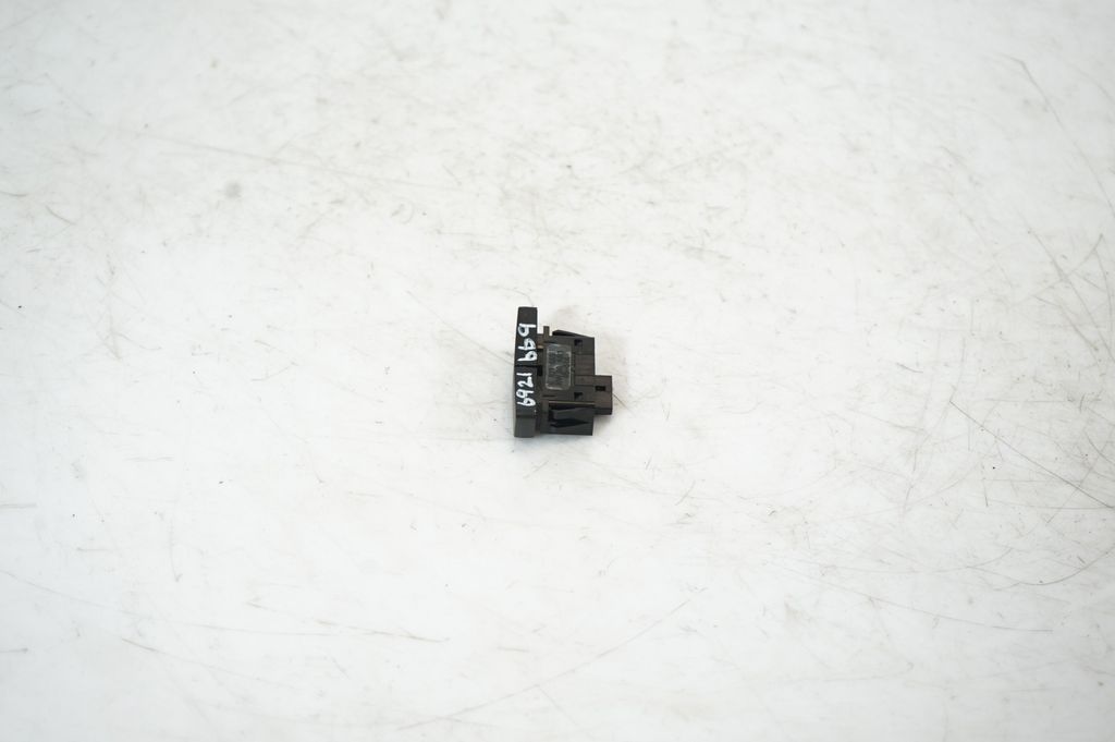 Other switches/knobs/shifts (2)