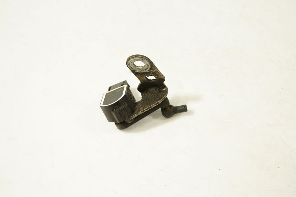 Headlight/headlamp level sensor (3)