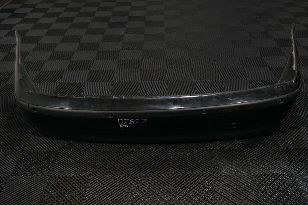 Rear bumper (2)