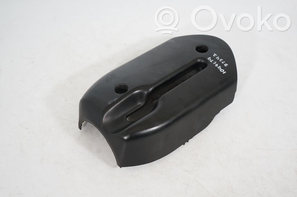 Steering wheel column trim (6)