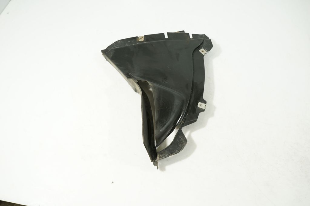 Front wheel arch liner splash guards (2)