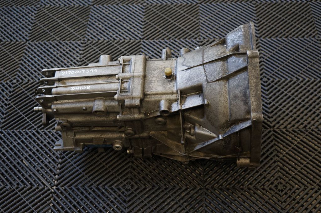 Manual 6 speed gearbox