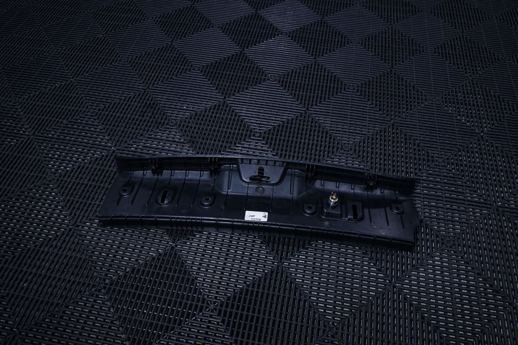 Trunk/boot sill cover protection (6)