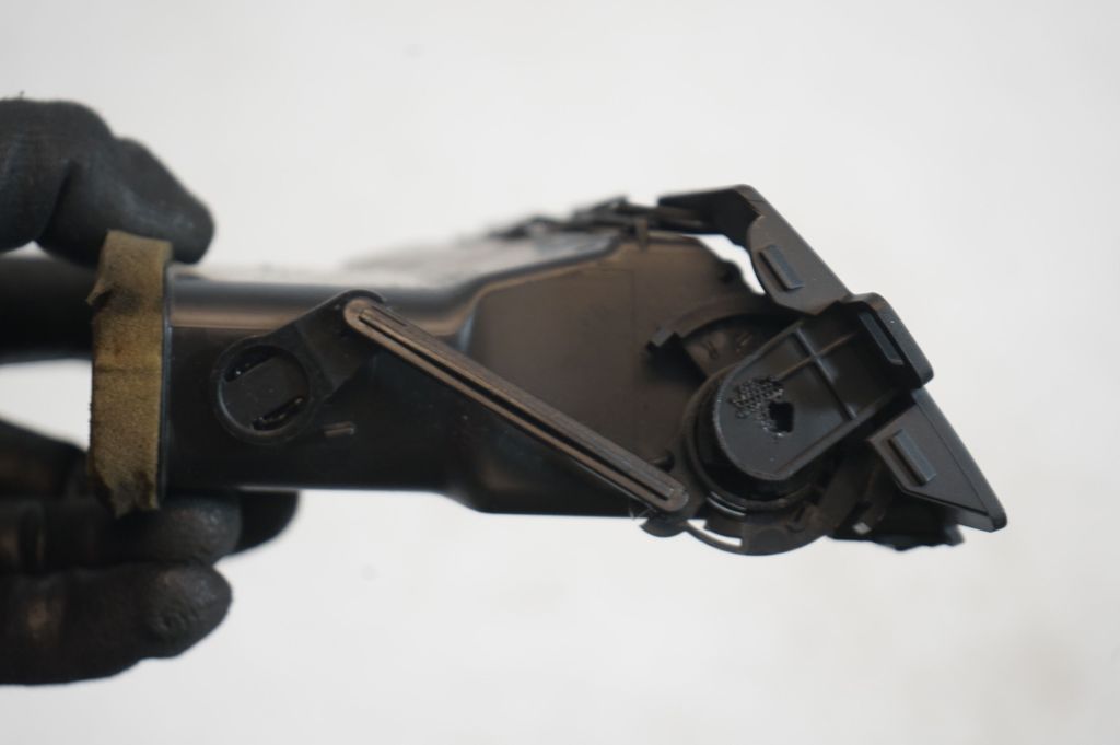 Dashboard side air vent grill/cover trim (6)