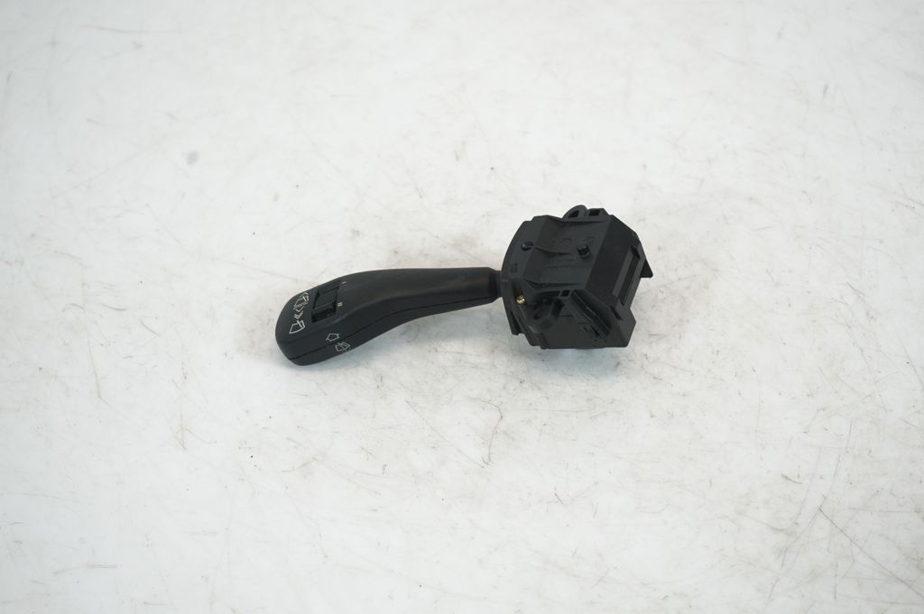 Wiper control stalk (3)