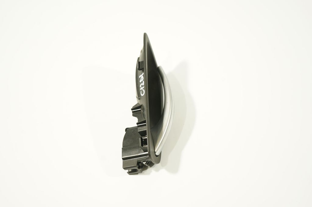 Front door interior handle (4)