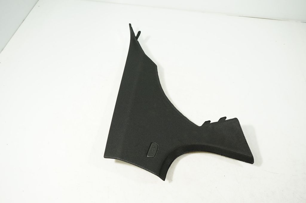 (C) pillar trim (2)