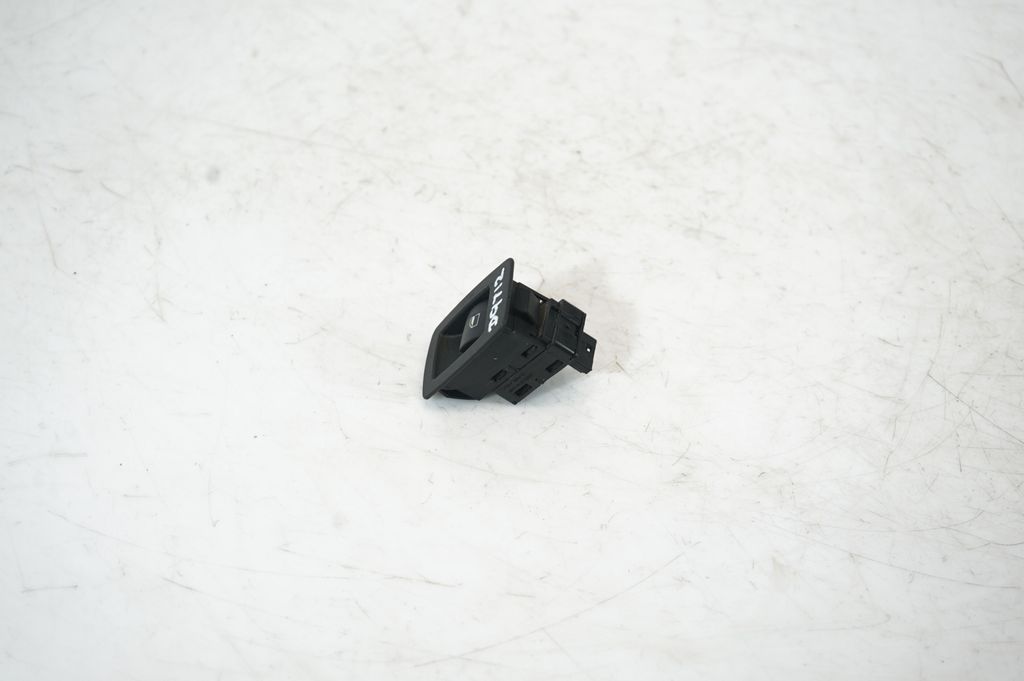 Electric window control switch (2)