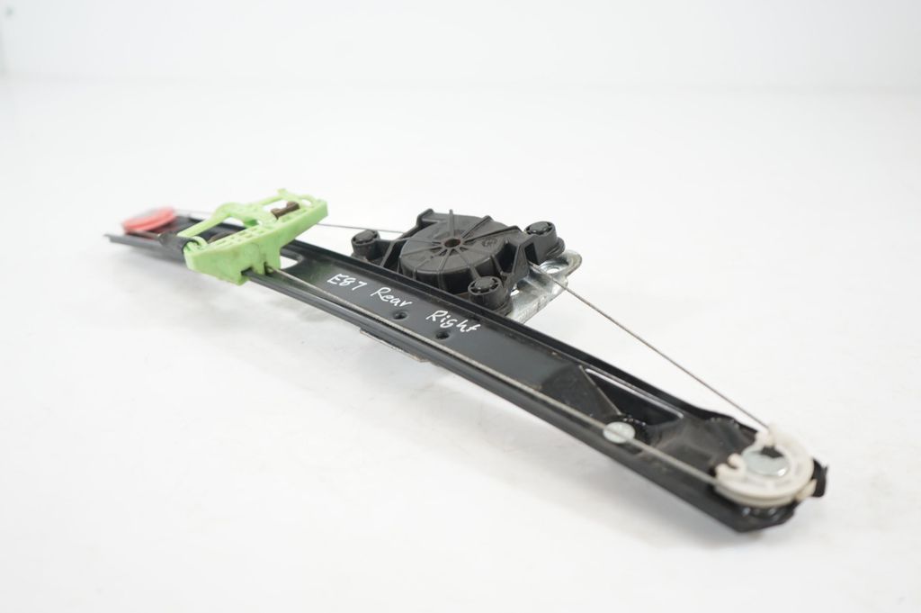 Rear door window regulator with motor (6)
