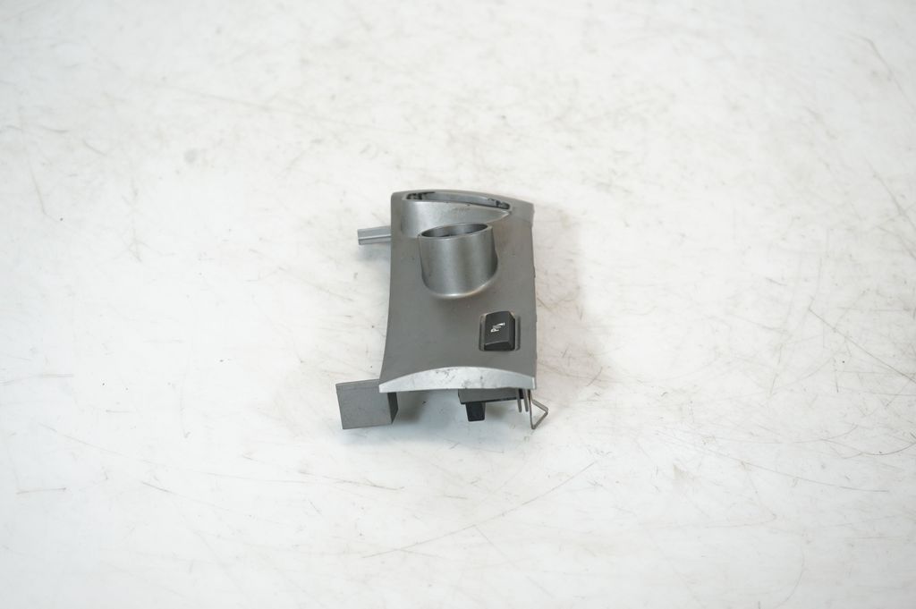 Parking (PDC) sensor switch (2)