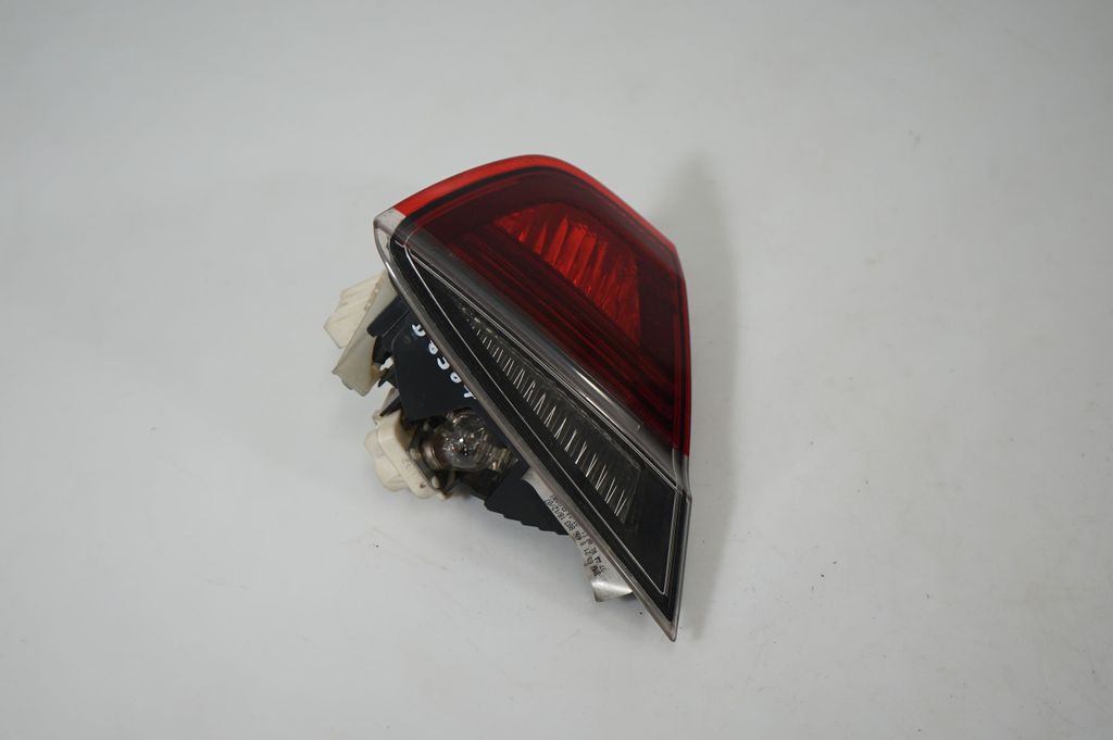 Rear/tail lights (4)