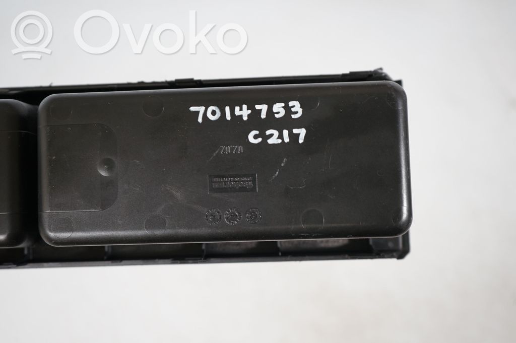 Glove box central console (9)