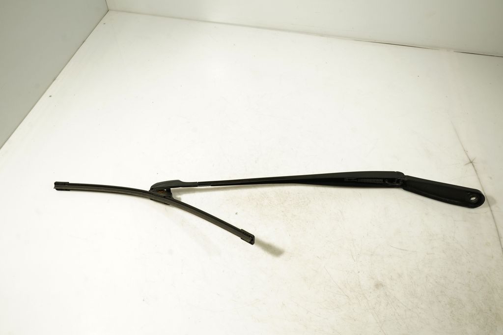 Windshield/front glass wiper blade (5)