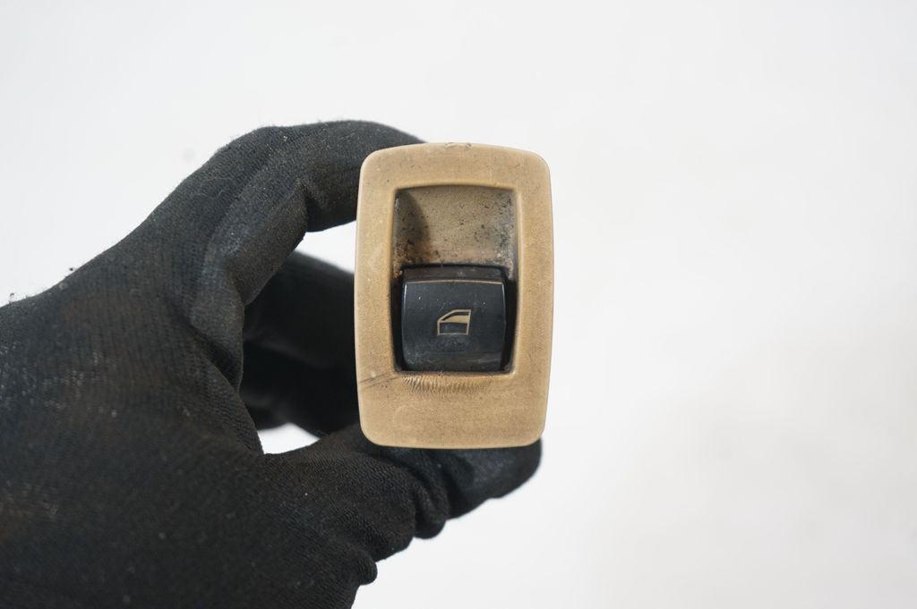 Electric window control switch (6)