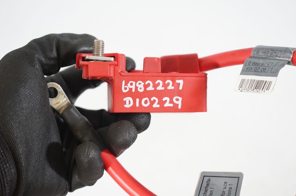 Positive cable (battery) (9)