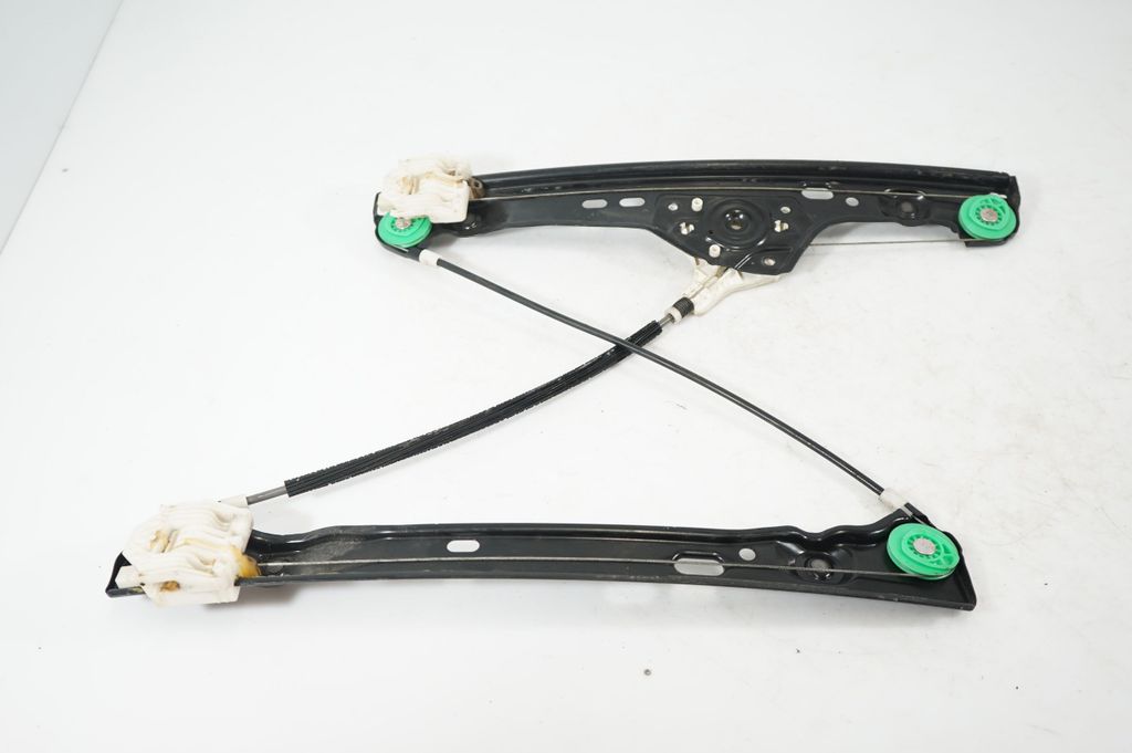 Front door window regulator with motor (5)