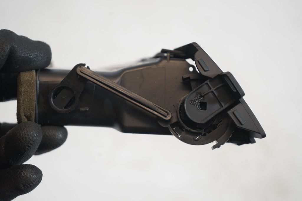 Dashboard side air vent grill/cover trim (7)