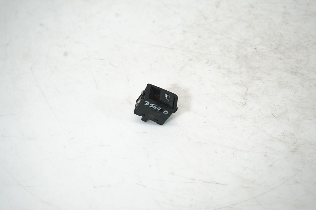 Electric window control switch (4)