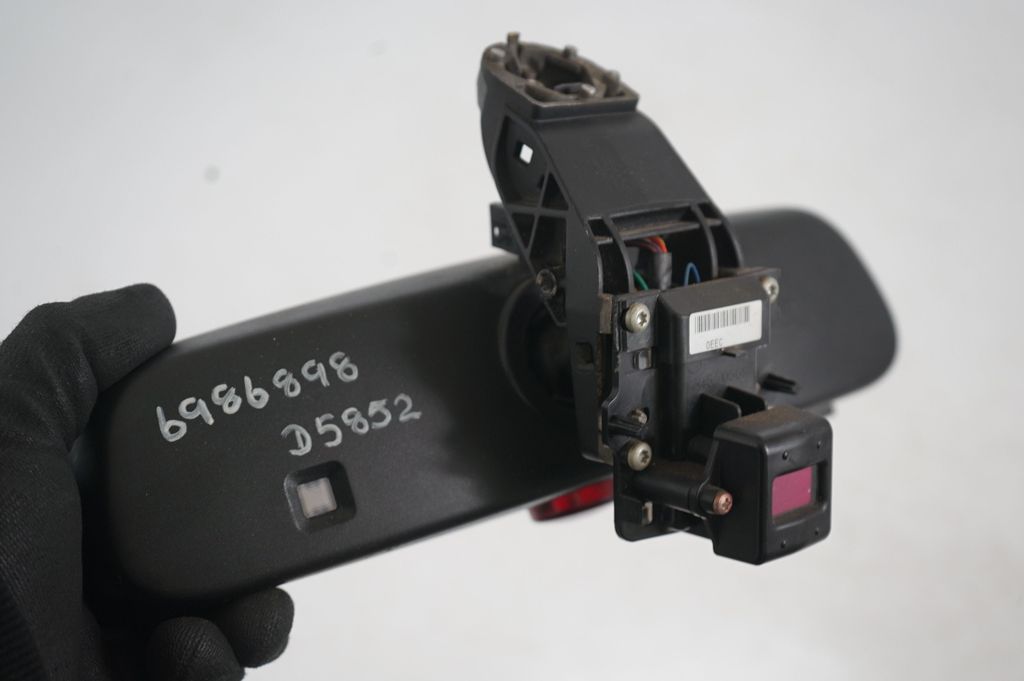 Rear view mirror (interior) (7)