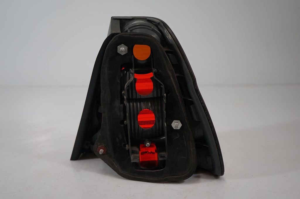 Rear/tail lights (7)