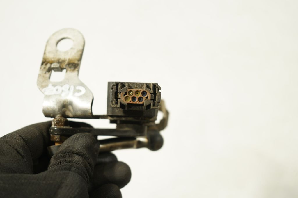 Headlight/headlamp level sensor (6)