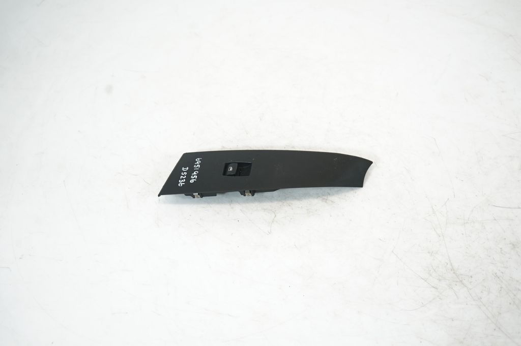 Electric window control switch (2)