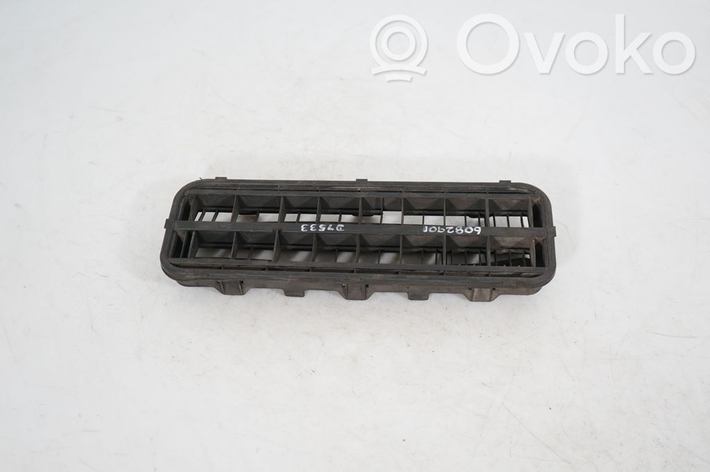 Quarter panel pressure vent (3)