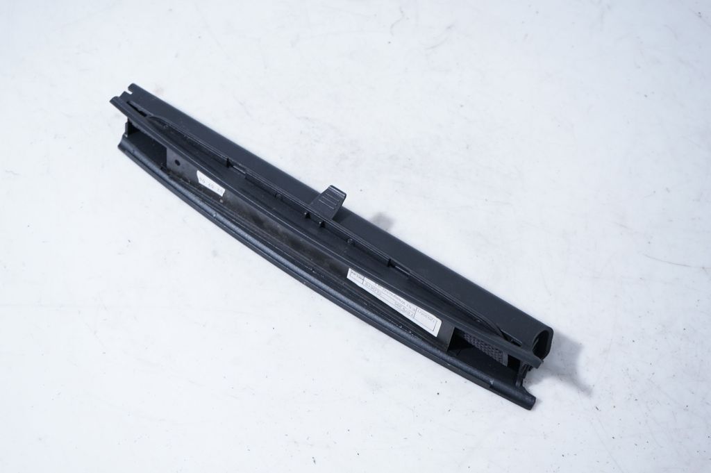 Rear door sun blind/shade (4)