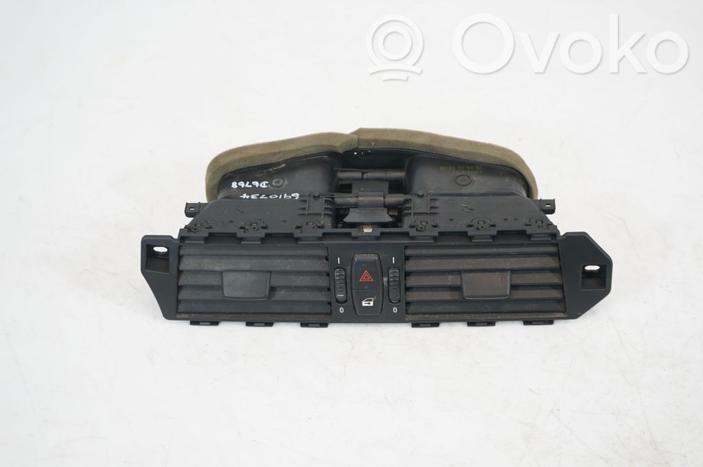 Dash center air vent grill