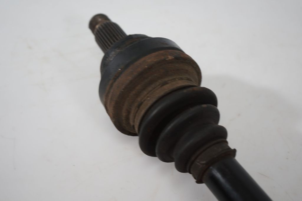 Rear driveshaft (7)