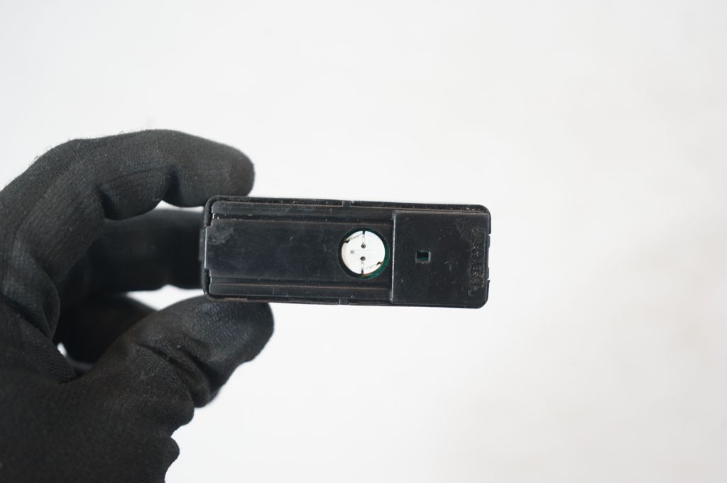 Hazard light switch (7)