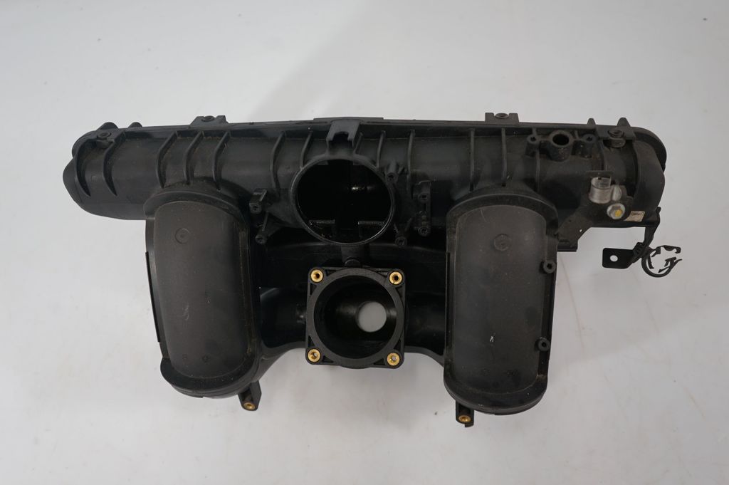 Intake manifold (6)