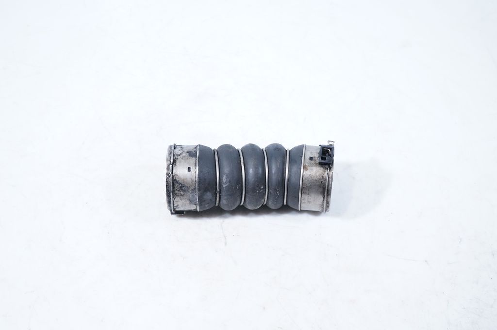 Intercooler hose/pipe (3)