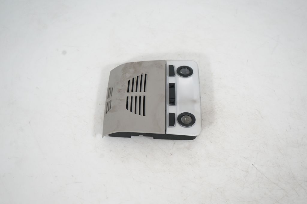 Front seat light (4)