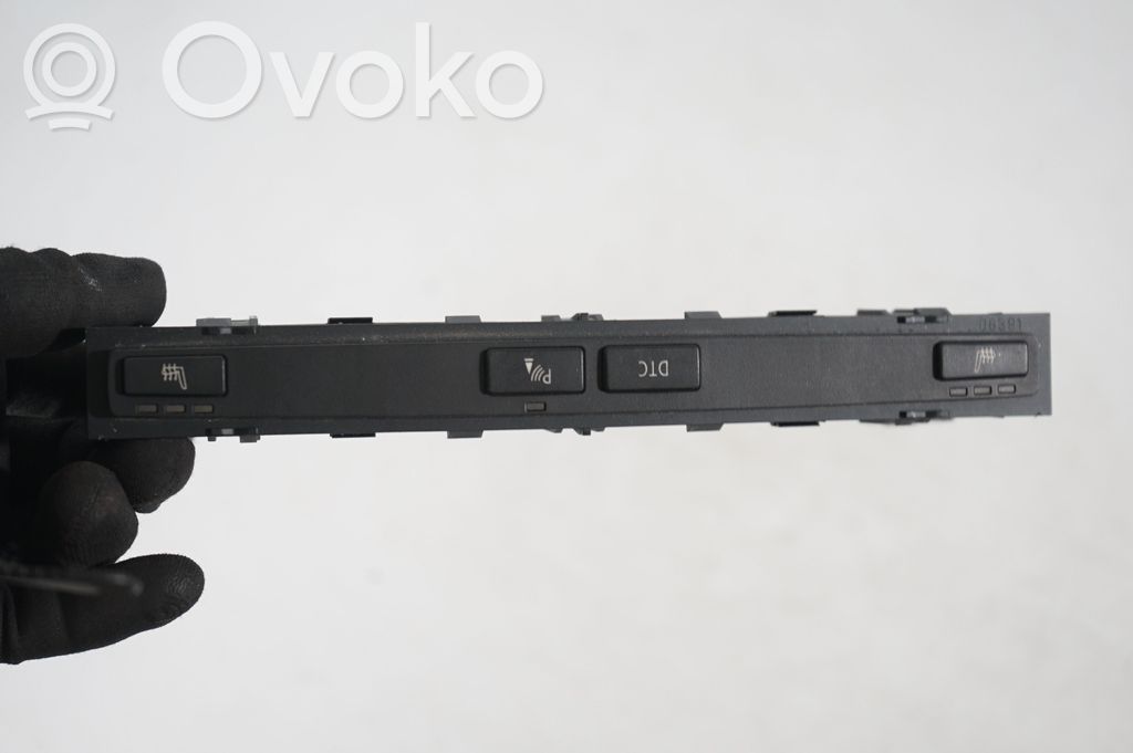 Seat heating switch (6)