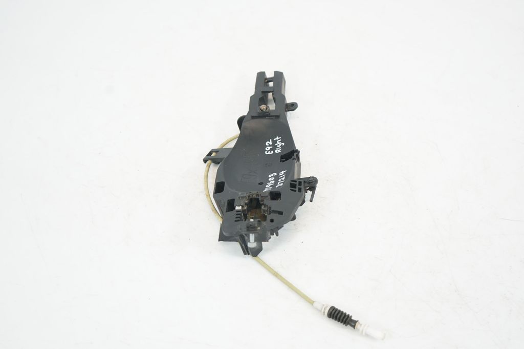 Front door coupe exterior handle/bracket (4)