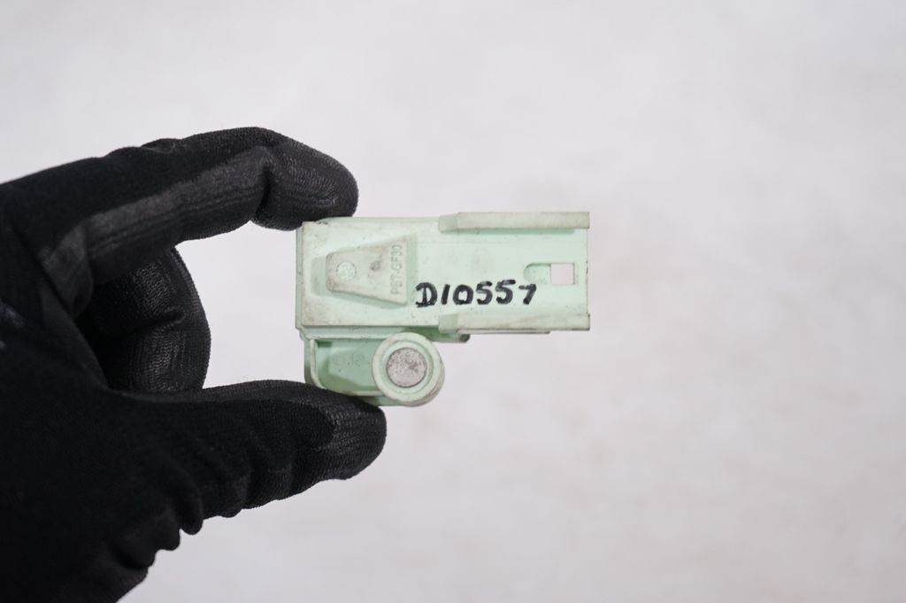 Airbag deployment crash/impact sensor (8)