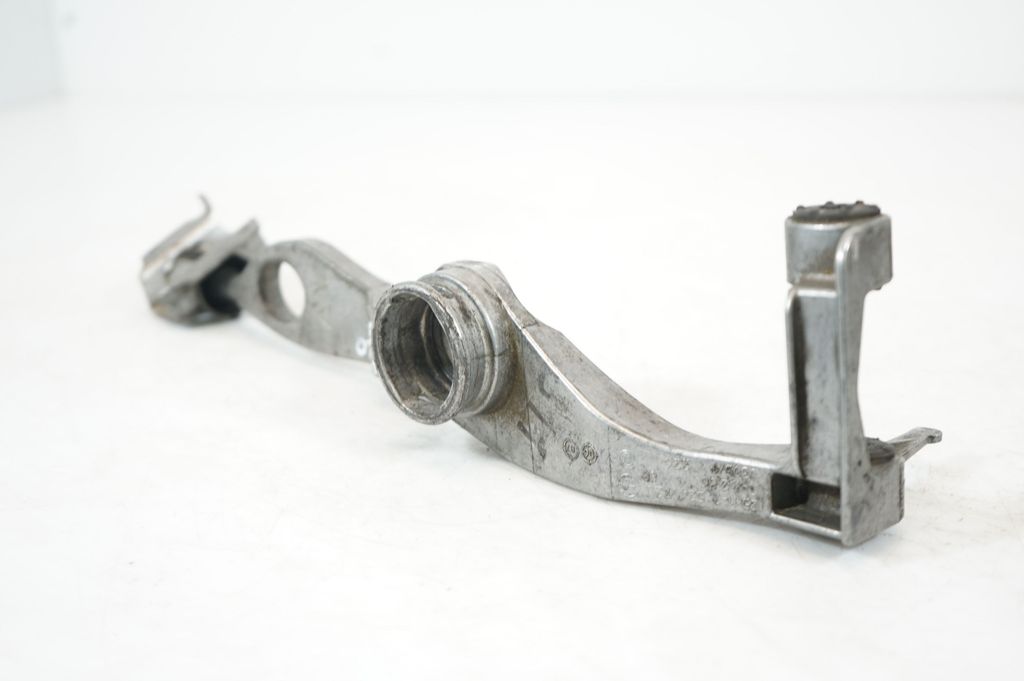 Gear shifter/selector (7)