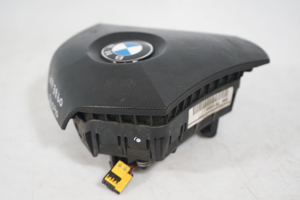 Steering wheel airbag (7)