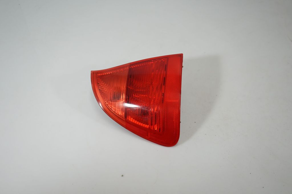 Rear/tail lights (4)