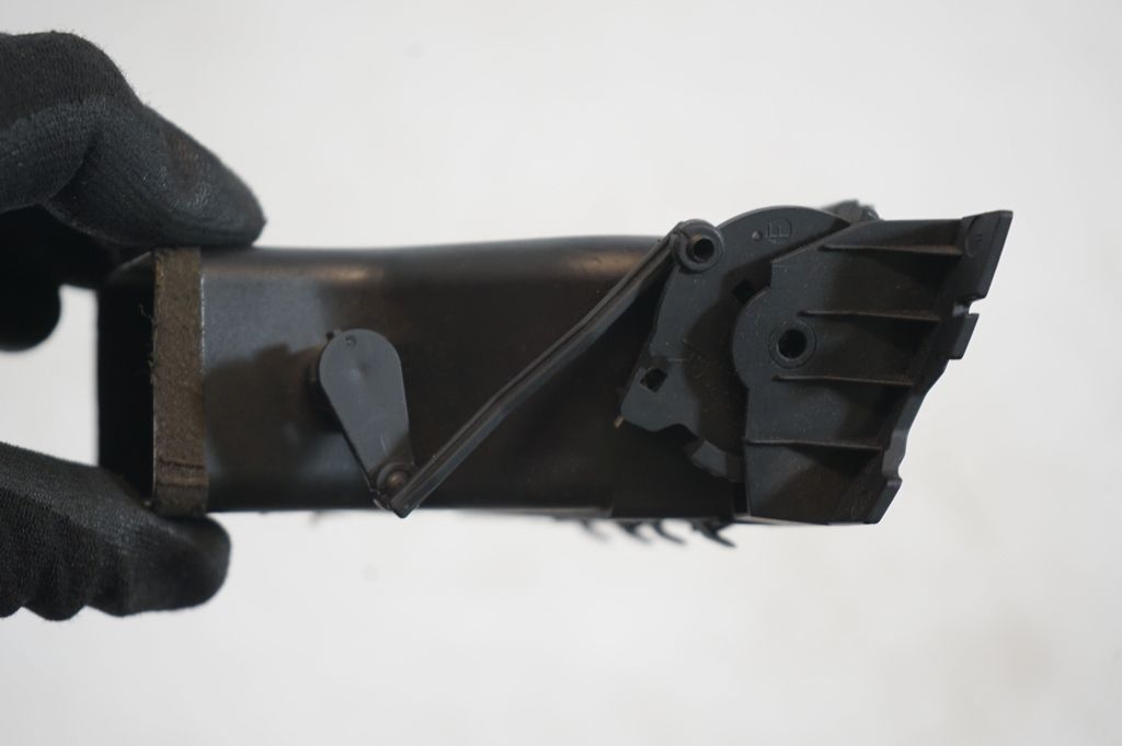 Dashboard side air vent grill/cover trim (6)