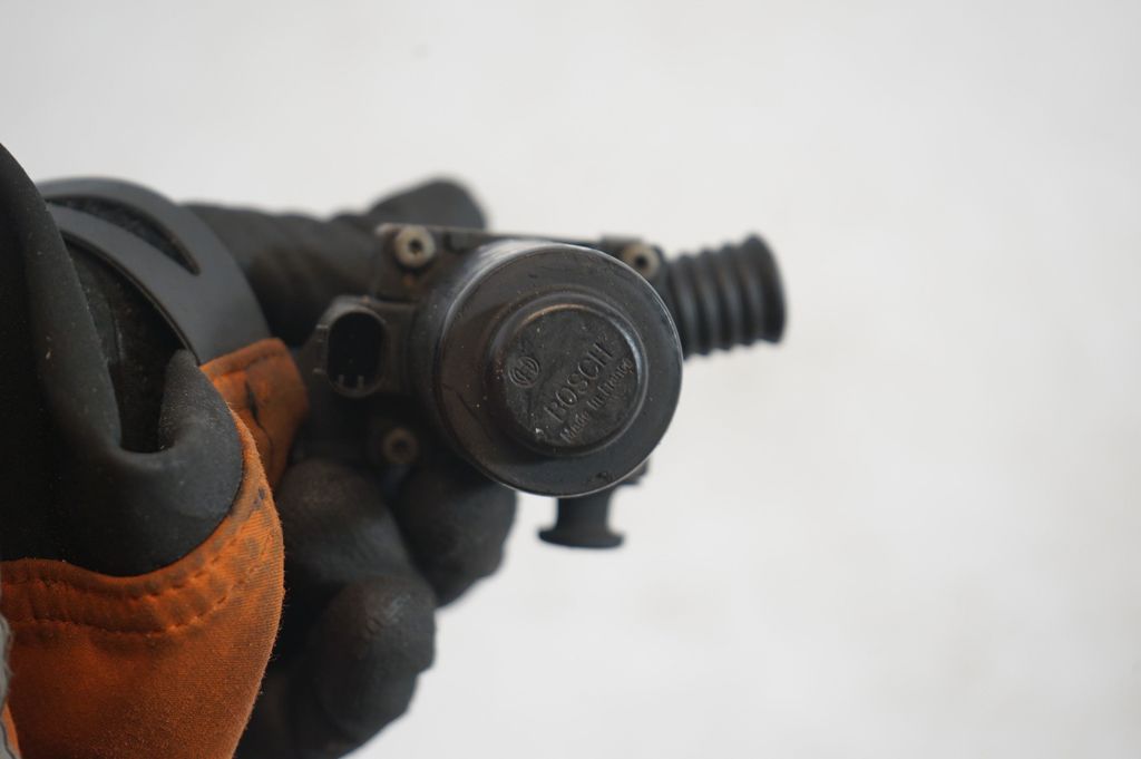 Coolant heater control valve (7)