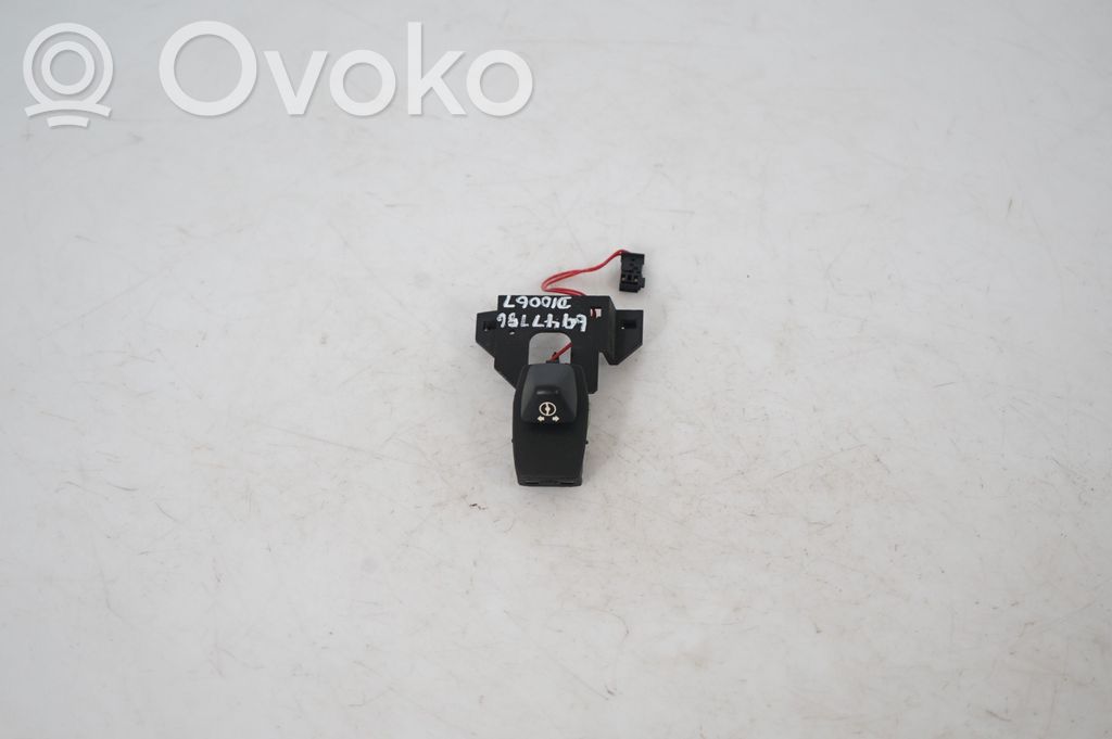 Steering wheel adjustment switch (4)