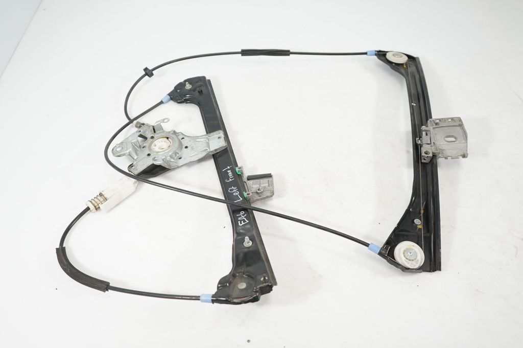 Front door window regulator with motor (4)