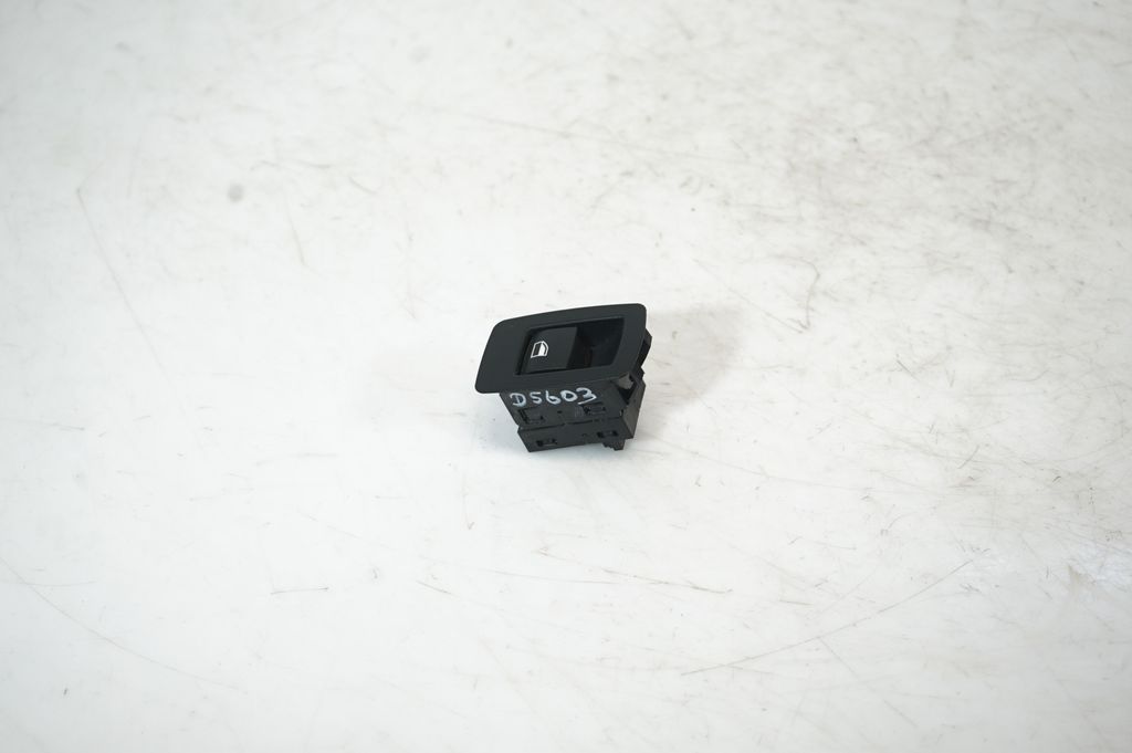 Electric window control switch (2)