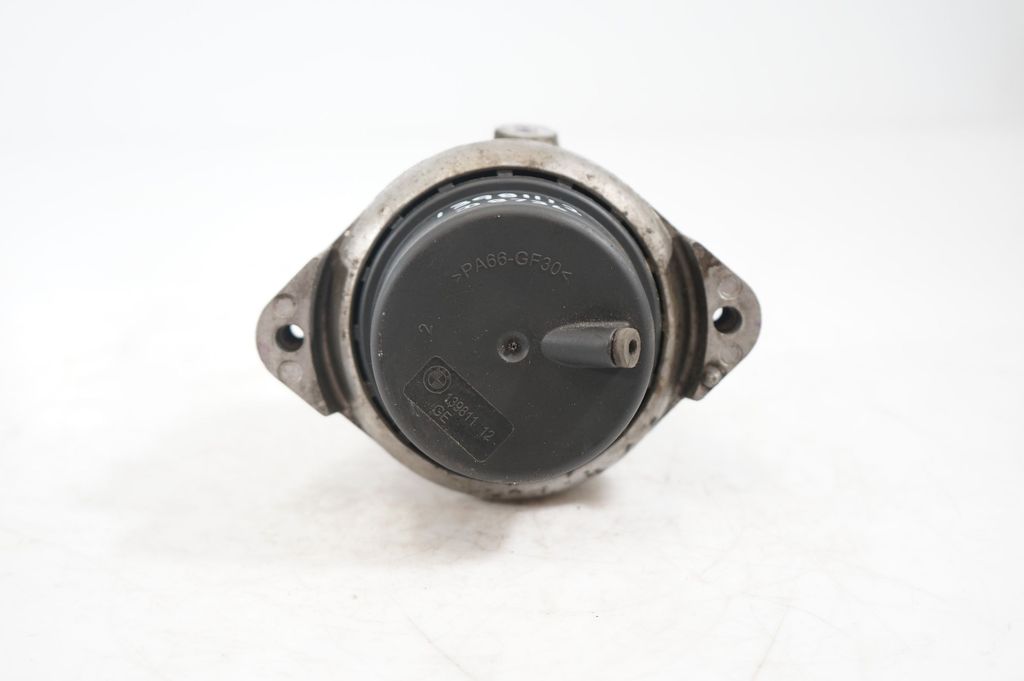 Engine mount bracket (6)