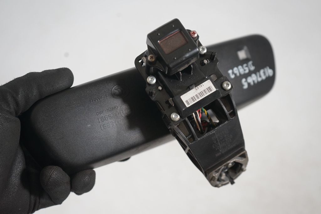 Rear view mirror (interior) (7)